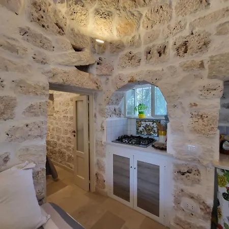 Alojamento de Acomodação e Pequeno-almoço Trullo A Prima Vista